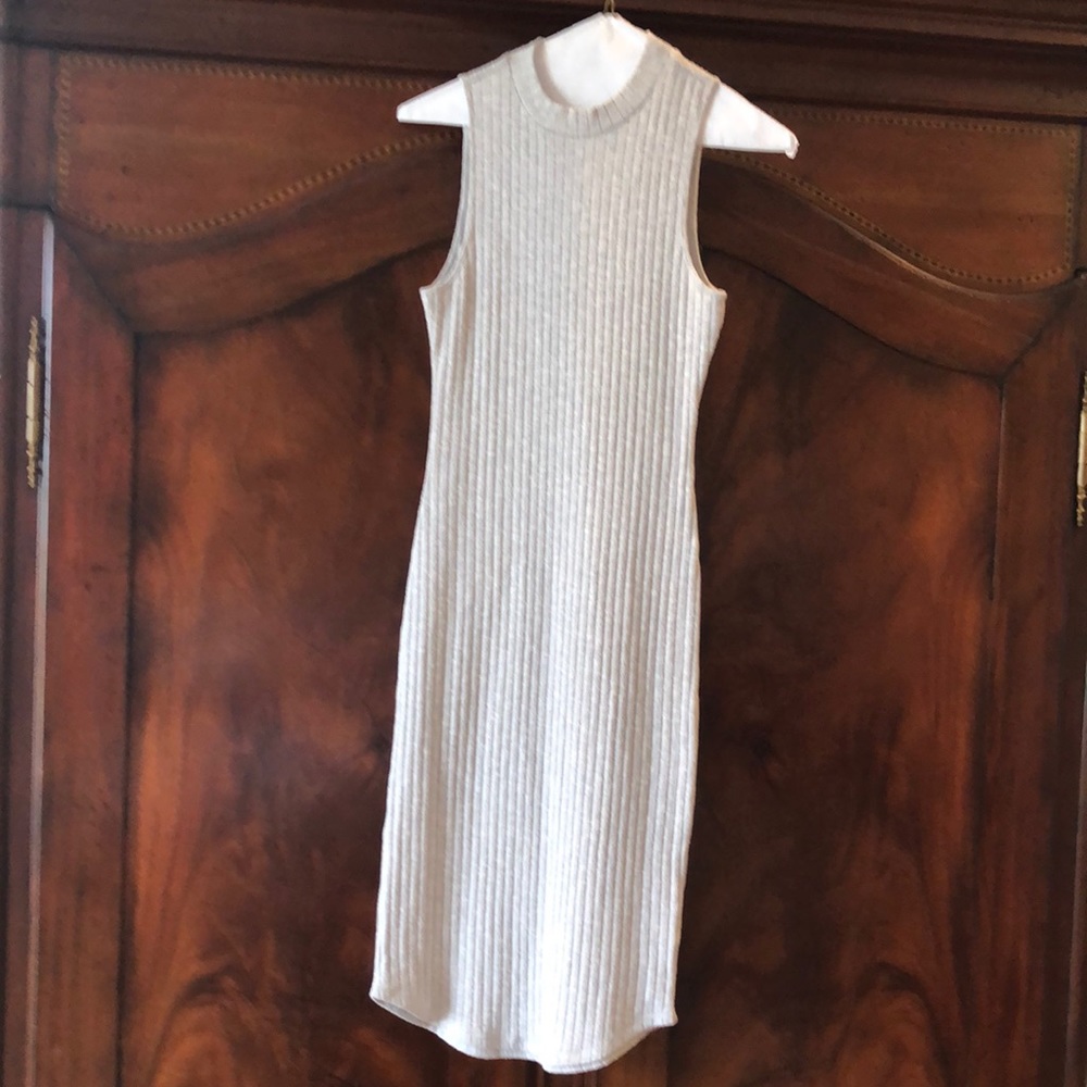 Cupcakes and Cashmere midi